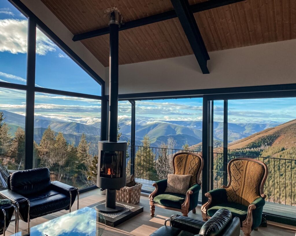 hotel o piornedo ancares eclipse solar